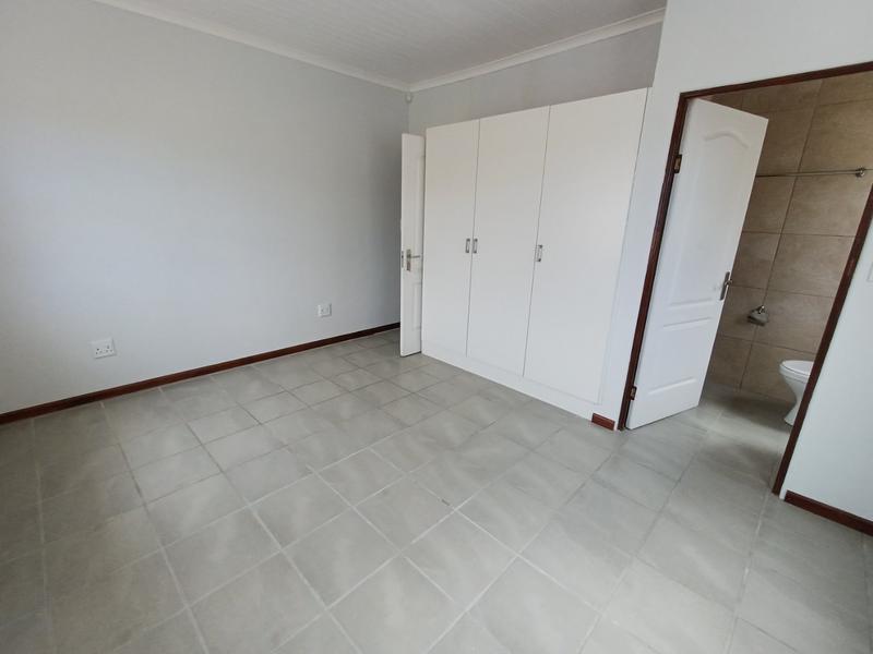 3 Bedroom Property for Sale in Perlemoenbaai Western Cape